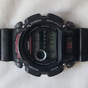 G shock watch preowned